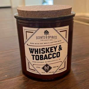 Patriot candles scents and Spirits Whiskey and Tobacco 15oz